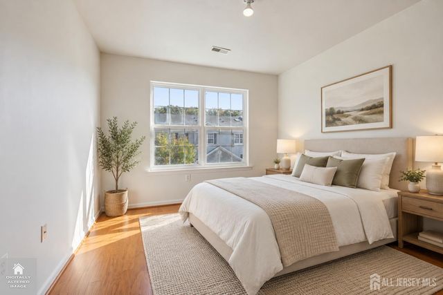 29 Harbor Bay Circle, Old Bridge, NJ 08879