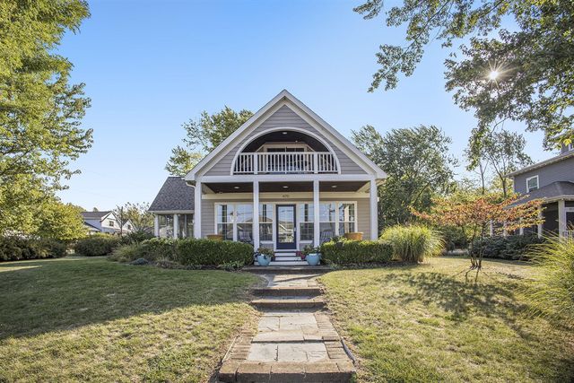 475 Lakeshore Drive, South Haven, MI 49090