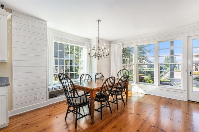 475 Lakeshore Drive, South Haven, MI 49090