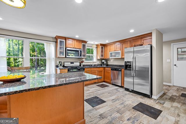 204 Creek Bed Court, Peachtree City, GA 30269