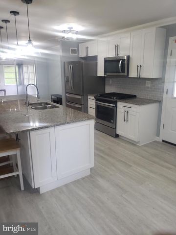 17804 PARK MILL DR, Derwood, MD 20855