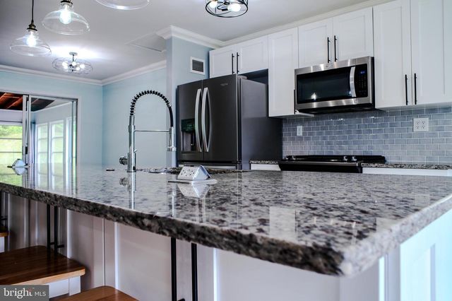 17804 PARK MILL DR, Derwood, MD 20855