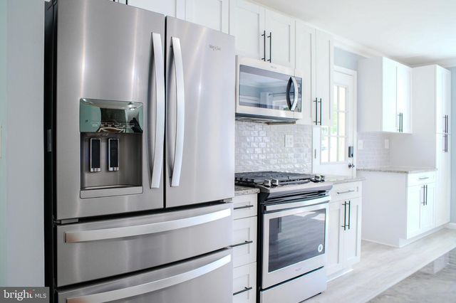 17804 PARK MILL DR, Derwood, MD 20855