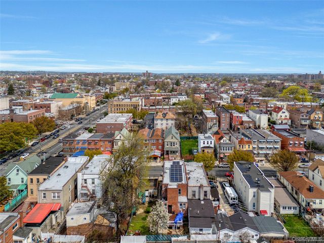 918 E 216th Street, Bronx, NY 10469