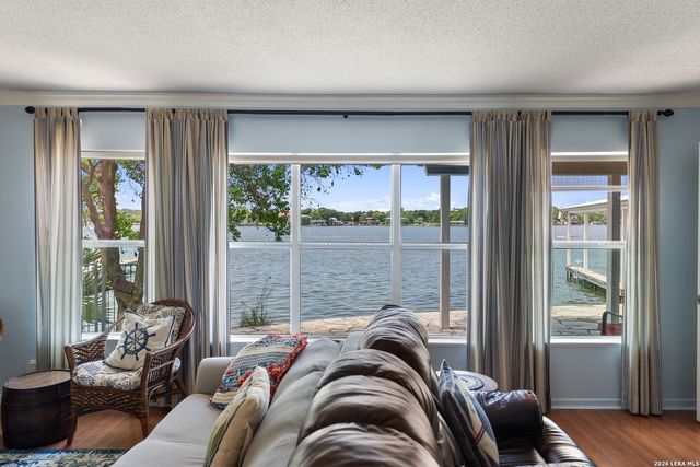 324 GRANITE SHOALS LN, Sunrise Beach, TX 78643
