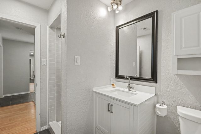 217 Kingswood Road, Willow Park, TX 76087