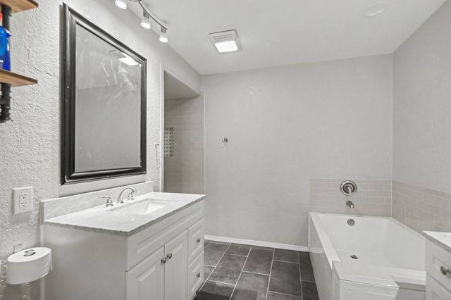 217 Kingswood Road, Willow Park, TX 76087