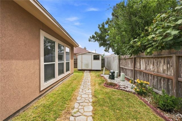 8217 Azimuth Ct, Corpus Christi, TX 78414