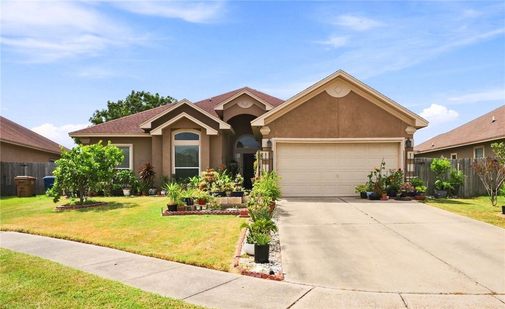 8217 Azimuth Ct, Corpus Christi, TX 78414