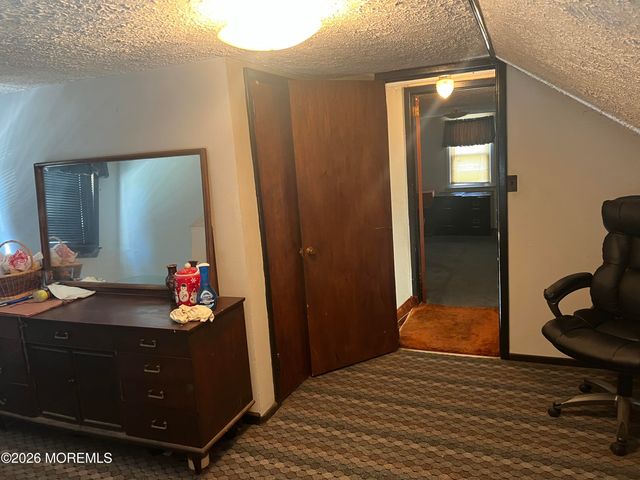 571 Hopping Road, Belford, NJ 07718