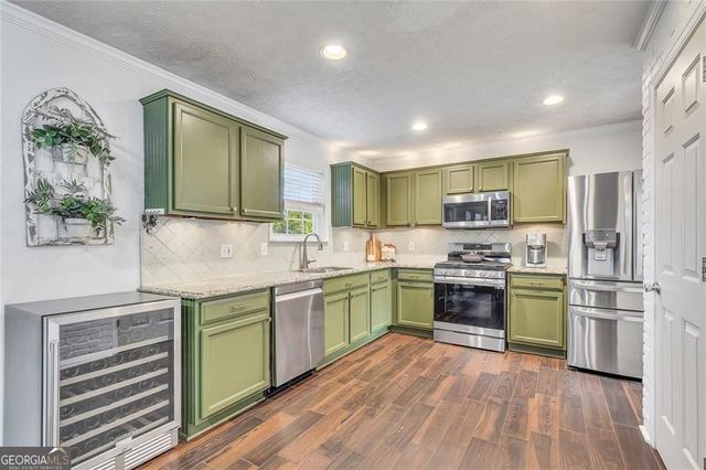 609 River Knoll Court, Woodstock, GA 30188