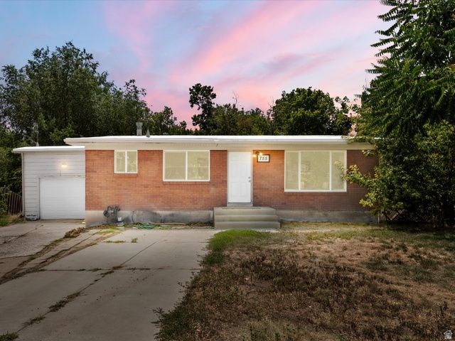 755 E 41ST ST, South Ogden, UT 84403
