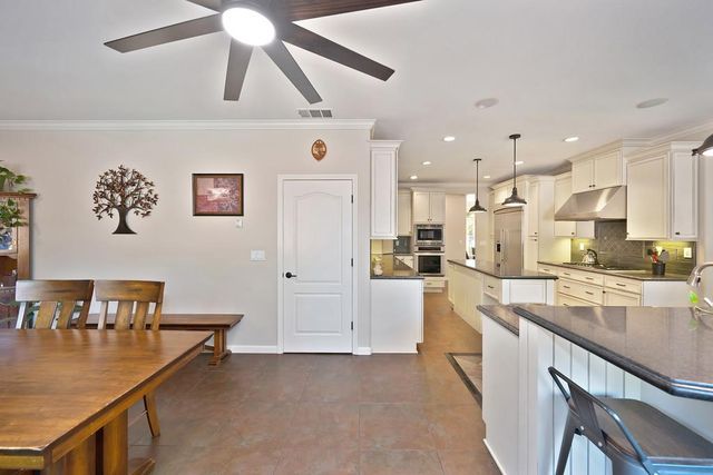 10917 Sunrise Ridge Cir, Auburn, CA 95603