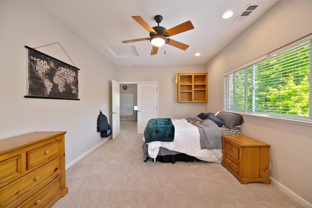 10917 Sunrise Ridge Cir, Auburn, CA 95603