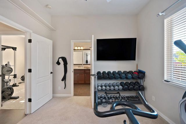 10917 Sunrise Ridge Cir, Auburn, CA 95603