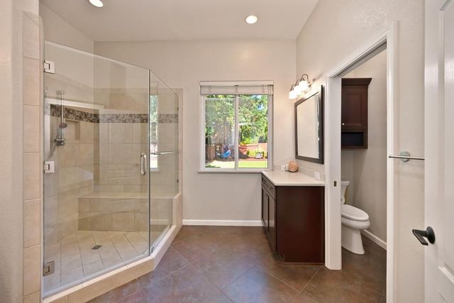 10917 Sunrise Ridge Cir, Auburn, CA 95603