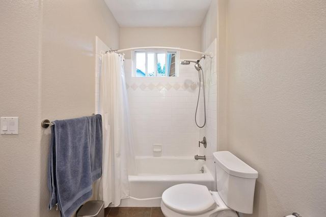 10917 Sunrise Ridge Cir, Auburn, CA 95603