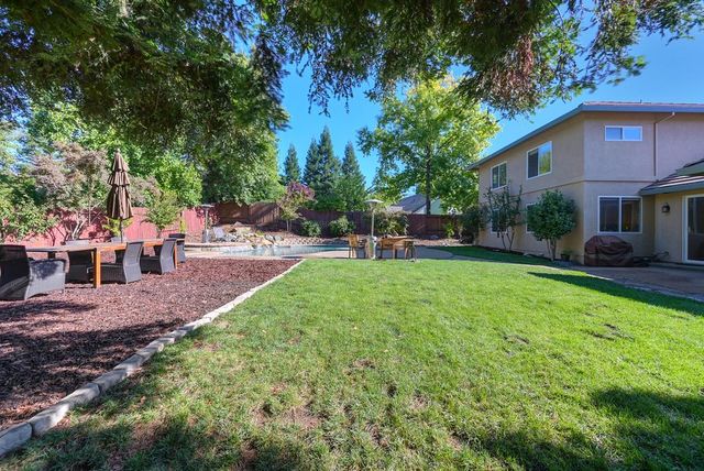 10917 Sunrise Ridge Cir, Auburn, CA 95603