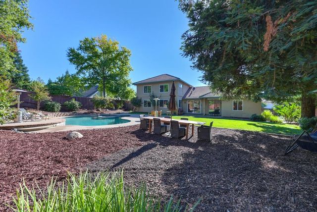 10917 Sunrise Ridge Cir, Auburn, CA 95603