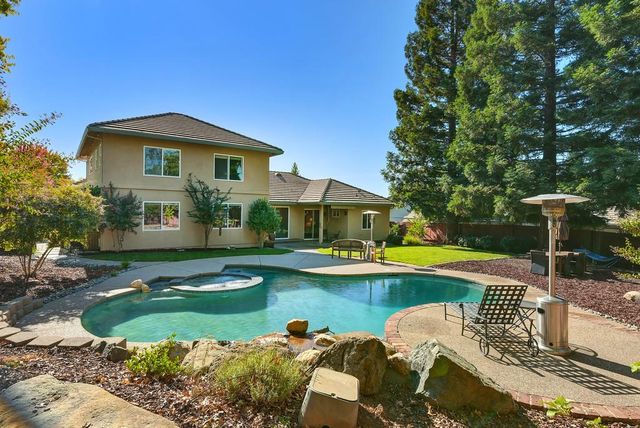 10917 Sunrise Ridge Cir, Auburn, CA 95603