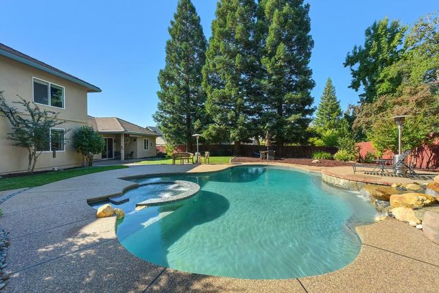 10917 Sunrise Ridge Cir, Auburn, CA 95603