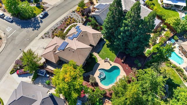 10917 Sunrise Ridge Cir, Auburn, CA 95603