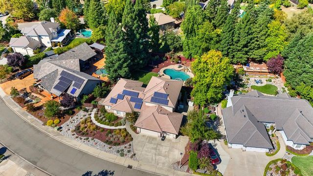 10917 Sunrise Ridge Cir, Auburn, CA 95603