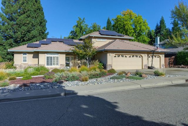 10917 Sunrise Ridge Cir, Auburn, CA 95603