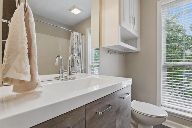 5017 Calico Creek Cove, North Little Rock, AR 72116