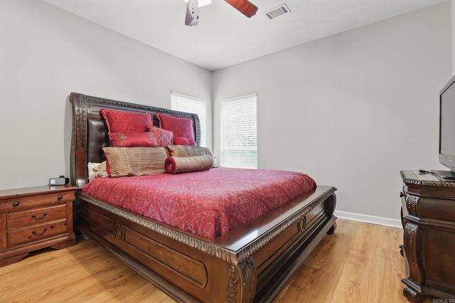 5017 Calico Creek Cove, North Little Rock, AR 72116