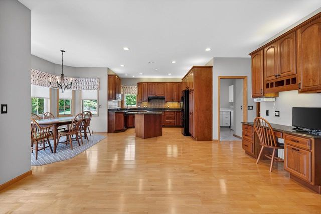 9101 Settlers Road, Madison, WI 53717