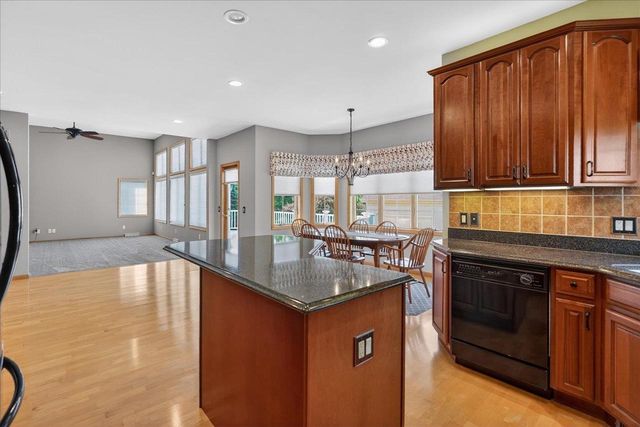 9101 Settlers Road, Madison, WI 53717