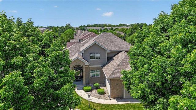 9101 Settlers Road, Madison, WI 53717