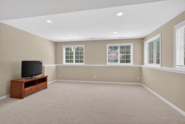 9101 Settlers Road, Madison, WI 53717