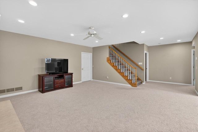 9101 Settlers Road, Madison, WI 53717