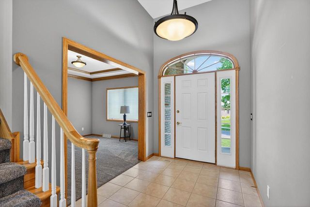9101 Settlers Road, Madison, WI 53717