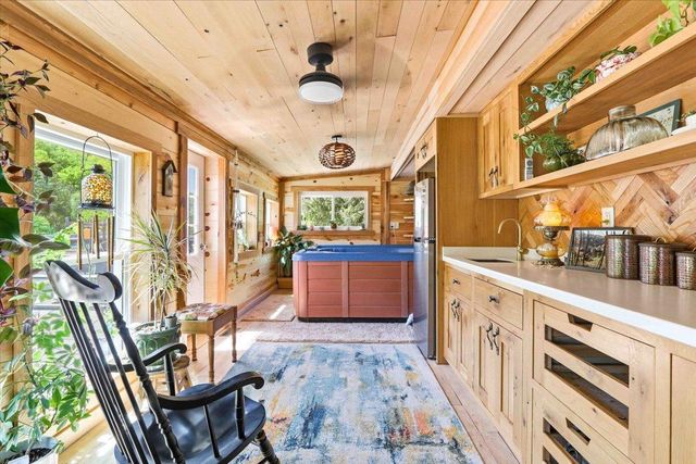 E15845 Short Drive, Hillsboro, WI 54634