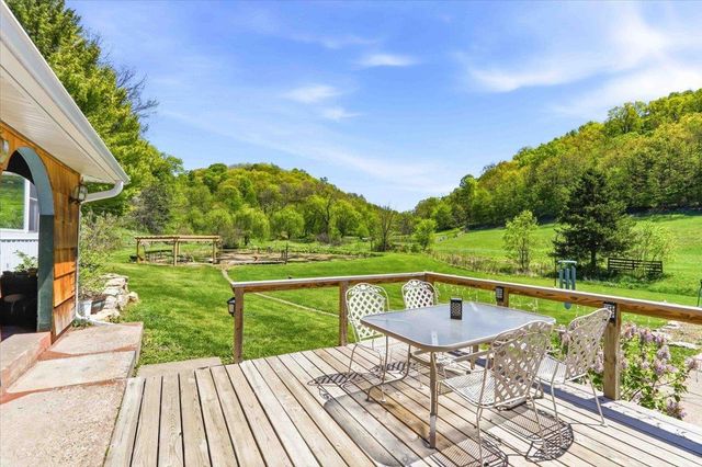 E15845 Short Drive, Hillsboro, WI 54634