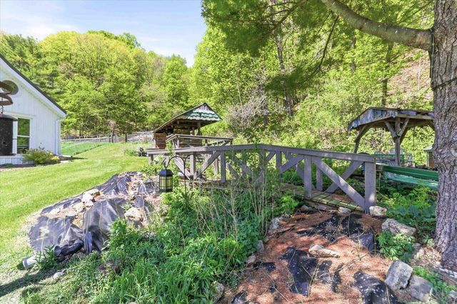 E15845 Short Drive, Hillsboro, WI 54634
