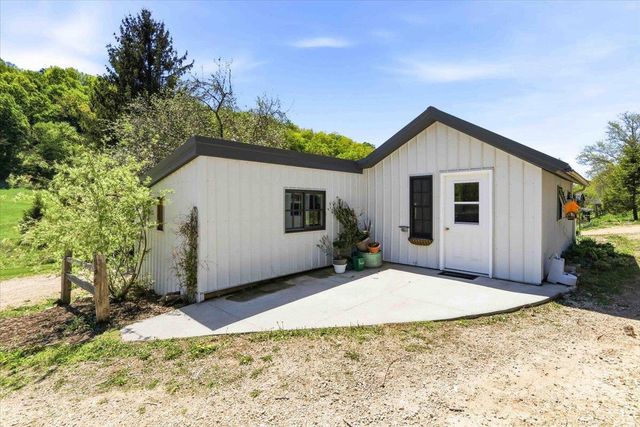 E15845 Short Drive, Hillsboro, WI 54634