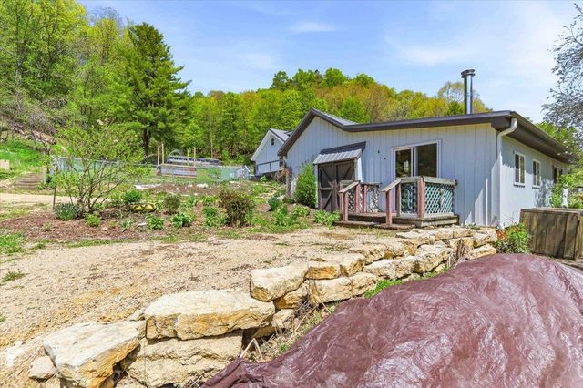 E15845 Short Drive, Hillsboro, WI 54634