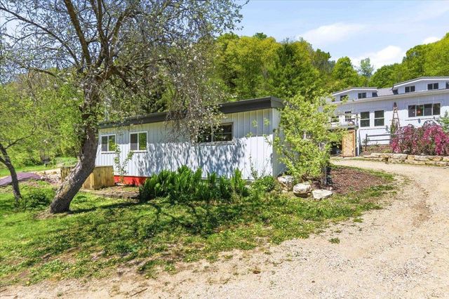 E15845 Short Drive, Hillsboro, WI 54634