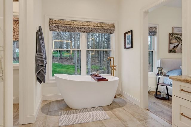 753 Vintage Dr, Baxter, TN 38544
