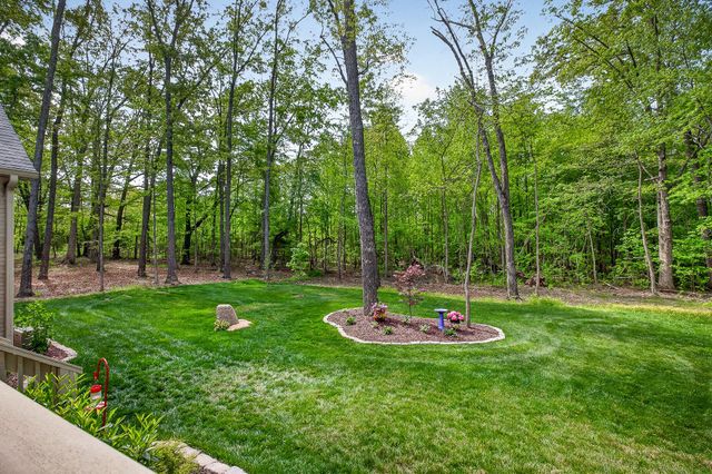 753 Vintage Dr, Baxter, TN 38544