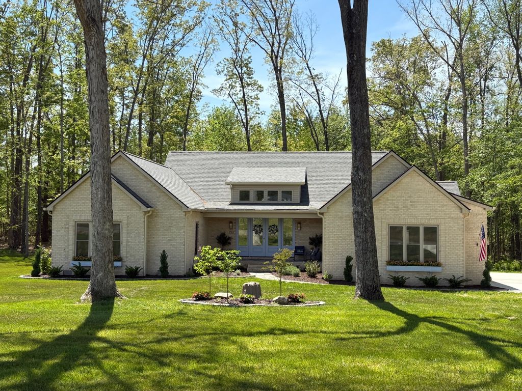 753 Vintage Dr, Baxter, TN 38544