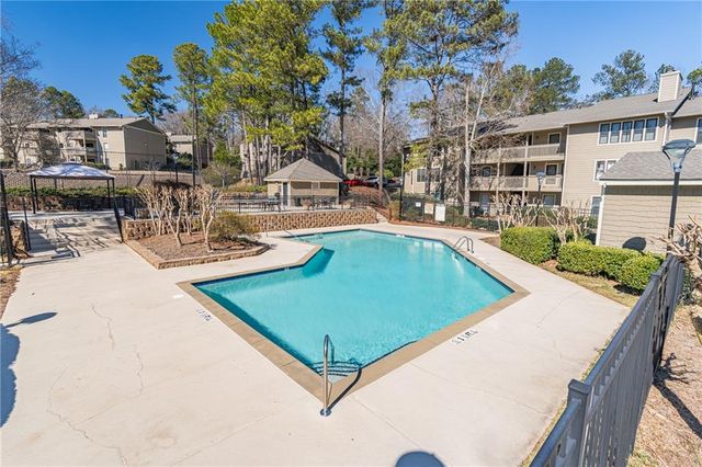 810 River Mill Circle, Roswell, GA 30075