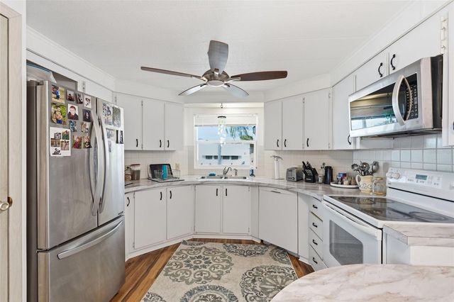 2049 MANOA DRIVE, Holiday, FL 34691