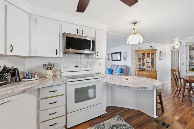 2049 MANOA DRIVE, Holiday, FL 34691