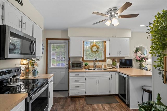 1028 Madison Street, Leavenworth, KS 66048