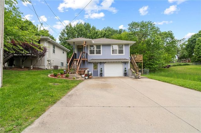 1028 Madison Street, Leavenworth, KS 66048